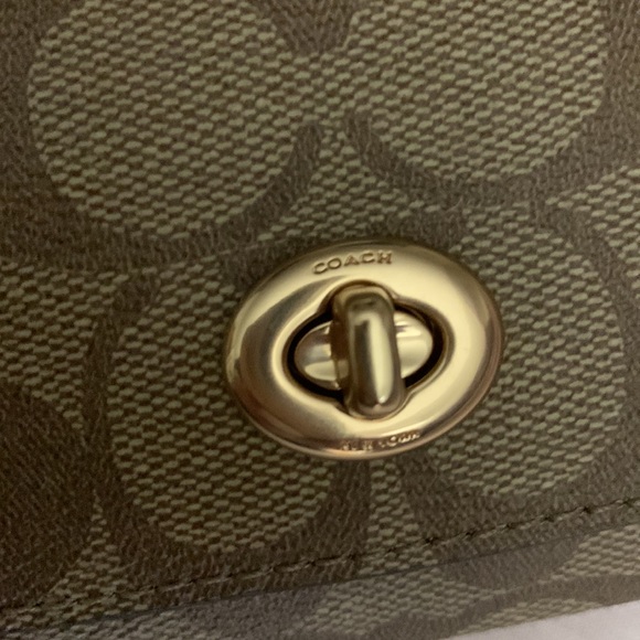 Coach sunglass case - Picture 4 of 8